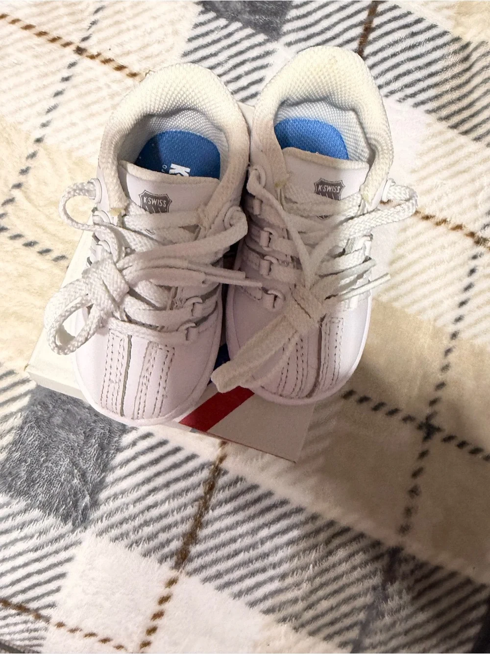 K-Swiss Kids White Sneakers with Blue Insole